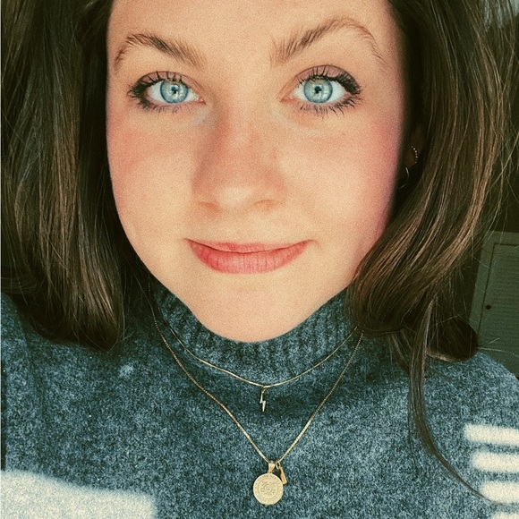 • logan k• - Picture 4 of 15